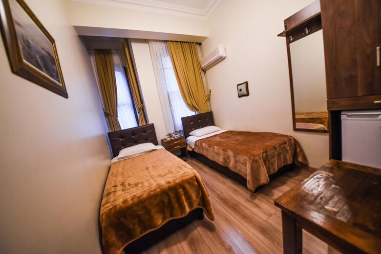 Bed & Breakfast Kosk Otel