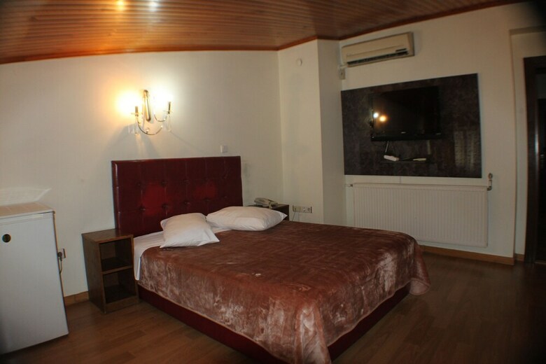 Bed & Breakfast Kosk Otel