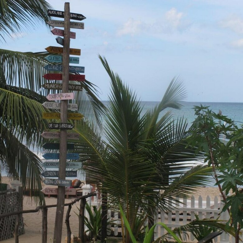 Aqua Hotel Fernando's Bar