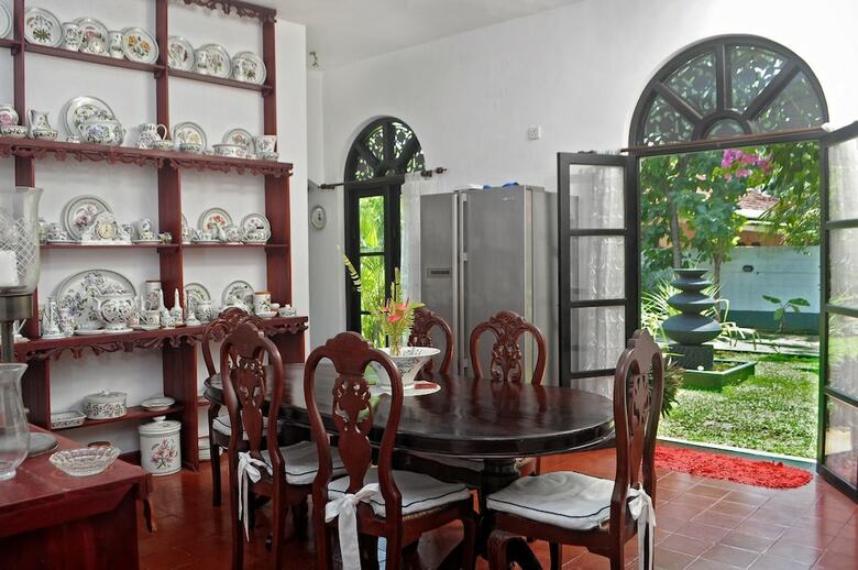 Villa Suriyagaha Hotel