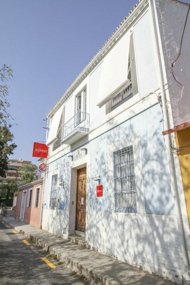 Pension Las Acacias Hostal Restaurante