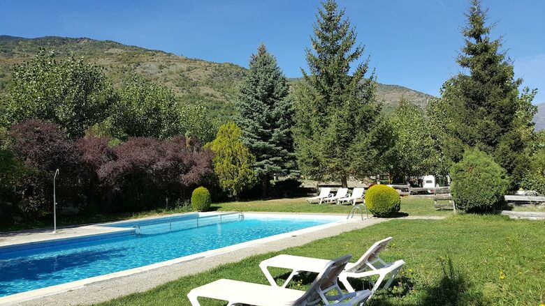 Aig�estortes Camping Resort
