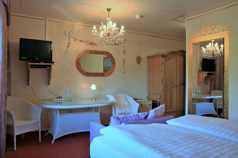 Historisches Landhotel Studentenm�hle