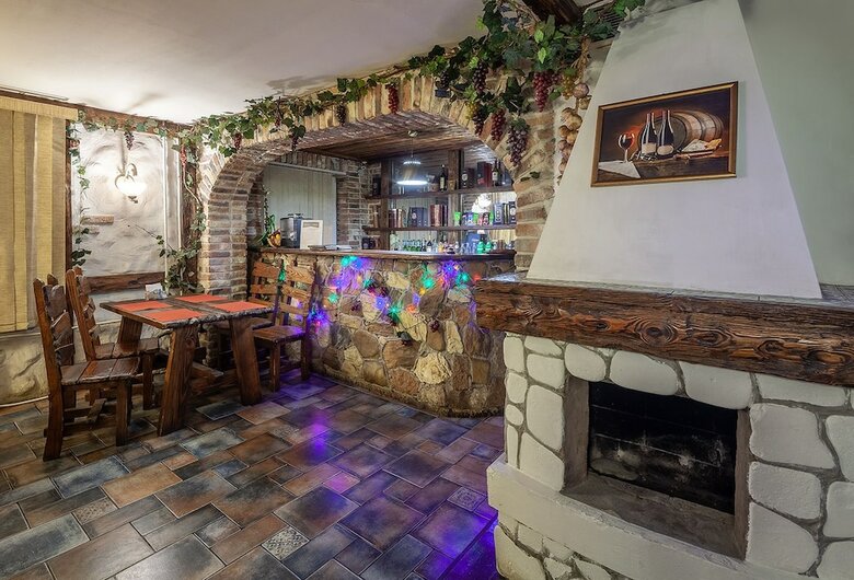 Garden Hotel