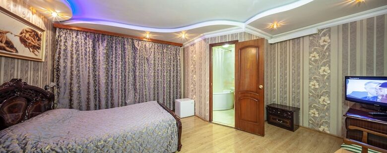 Garden Hotel
