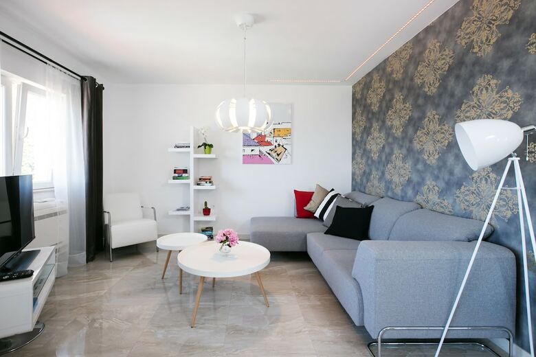 Apartments Carol Royal