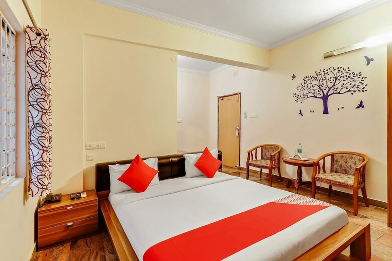 Oyo 451 Hotel Goyal Residency
