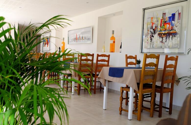 Hotel H�tel Beau Site