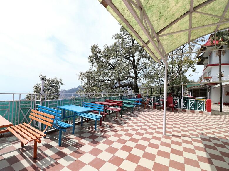 Oyo 1467 Hotel Hill Queen