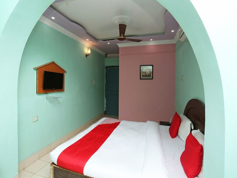 Oyo 12337 Hotel Rupashi Bangla