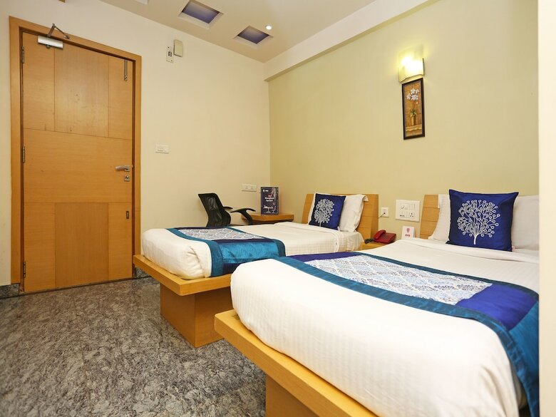Hotel Oyo 732 Near Dlf