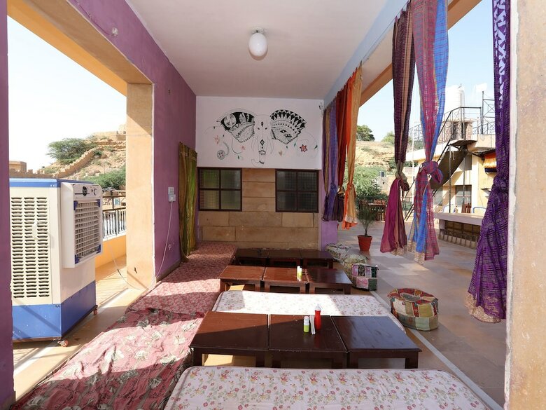 Oyo 1402 Hotel Prithvi