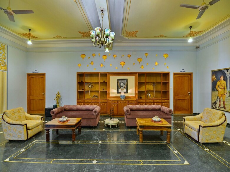 Jaisingh Garh Hotel And Resort