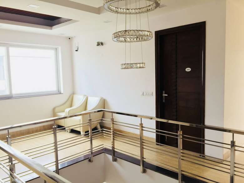 Hotel New Bawa Residency