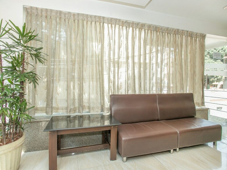Hotel Oyo 3242 Status Fine Dine
