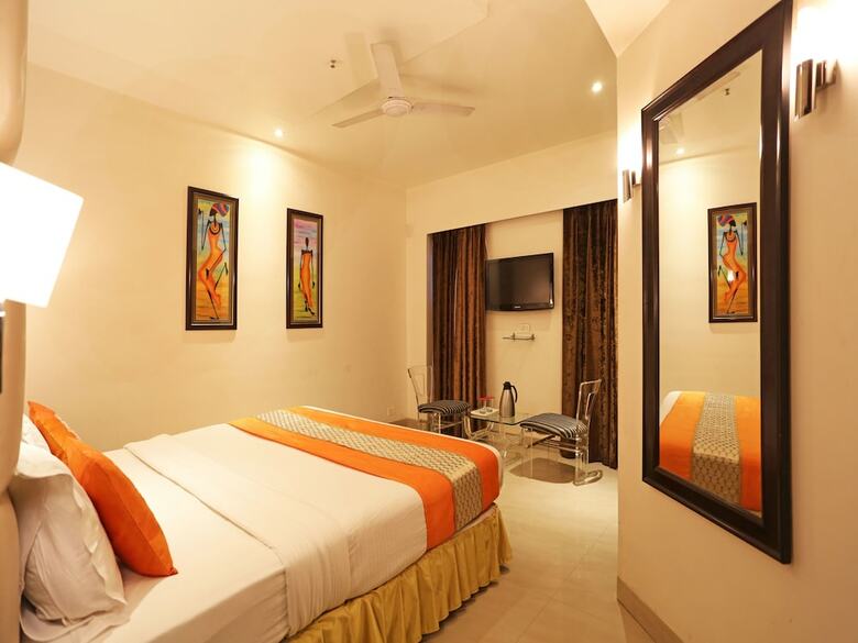 Hotel Oyo 4732 D Grand