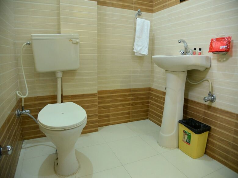 Oyo 2886 Hotel Satyam