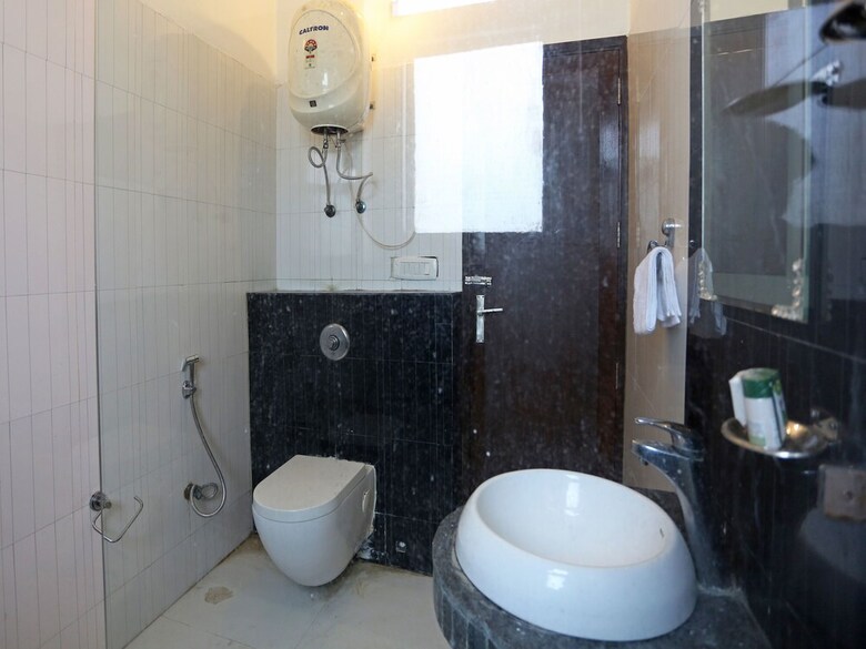 Hotel Oyo Flagship 144 Noida Expressway Nsez