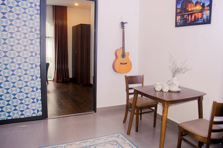 Airy Art Apartment My Khe Beach