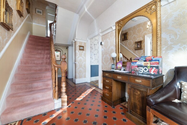 Bed & Breakfast Craiglands House