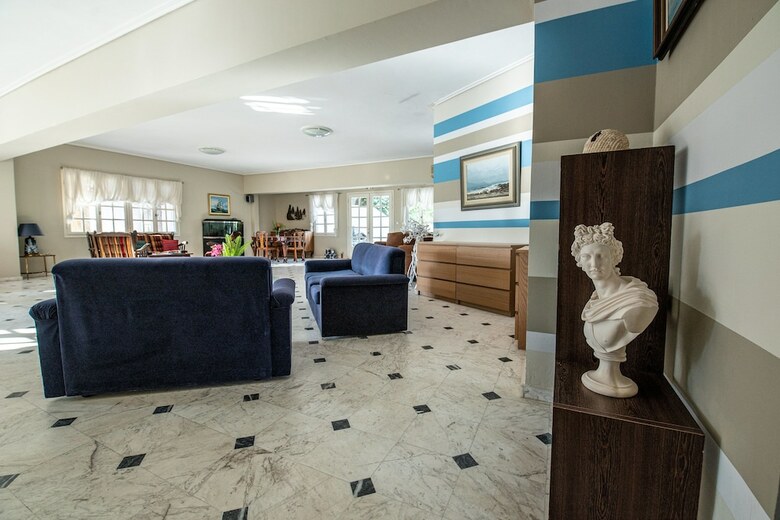 Apollo Beach Hotel