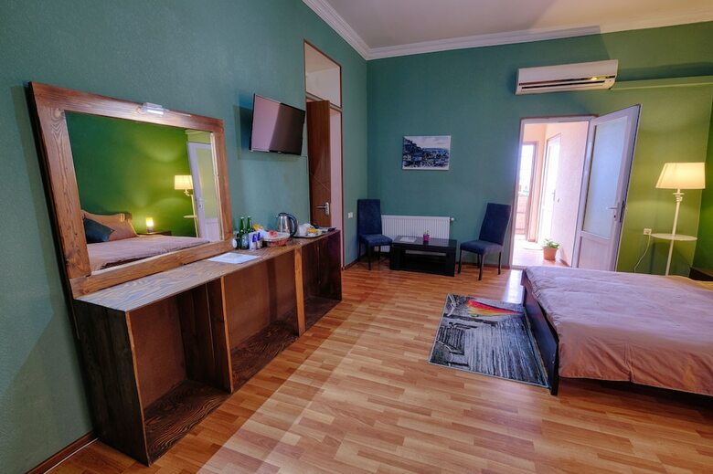 Hotel Euphoria Inn