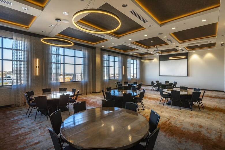 Hotel Indigo Tulsa Downtown