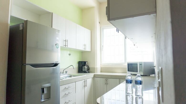 Apartamentos Hotel Suites La Roca