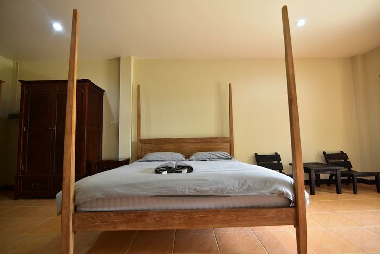 Hotel Baan Chai Lay Apartment