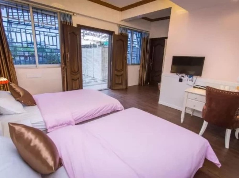 Hotel Chaozhou Two Wood Hostel