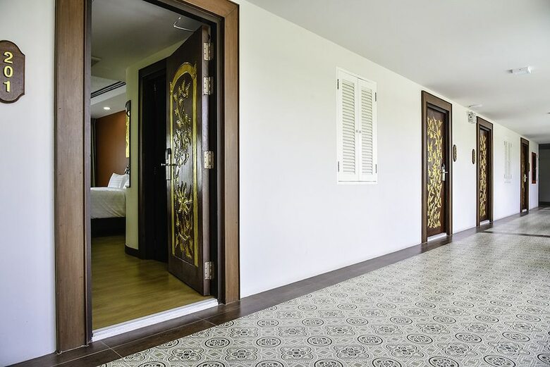 White Boutique Hotel And Spa