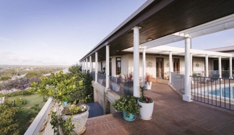 Hotel Fairway Manor Accommodation