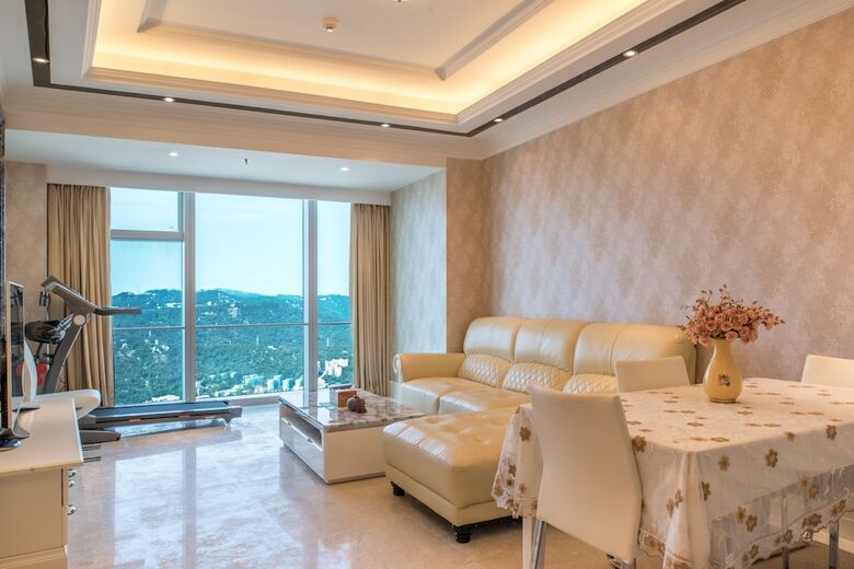 Twin Tower Anthony Seaview Apart-hotel