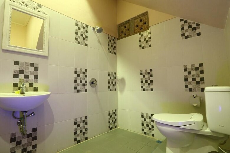 Hotel Nyoman Ada Resort