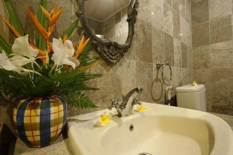 Hotel Nyoman Ada Resort