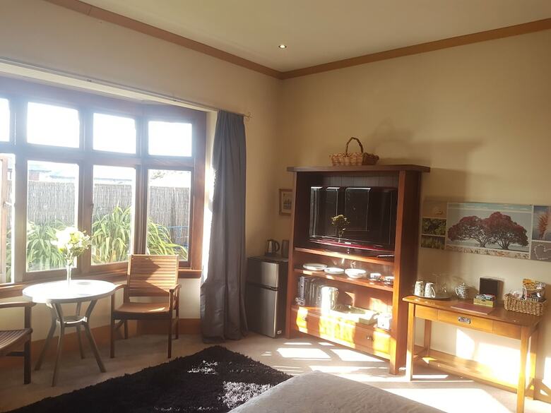 Bed & Breakfast Genuine Kiwi Experience