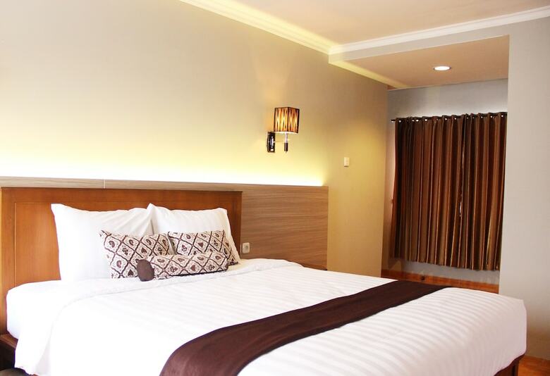 Hotel Front One Resort Wisma Aji Yogjakarta