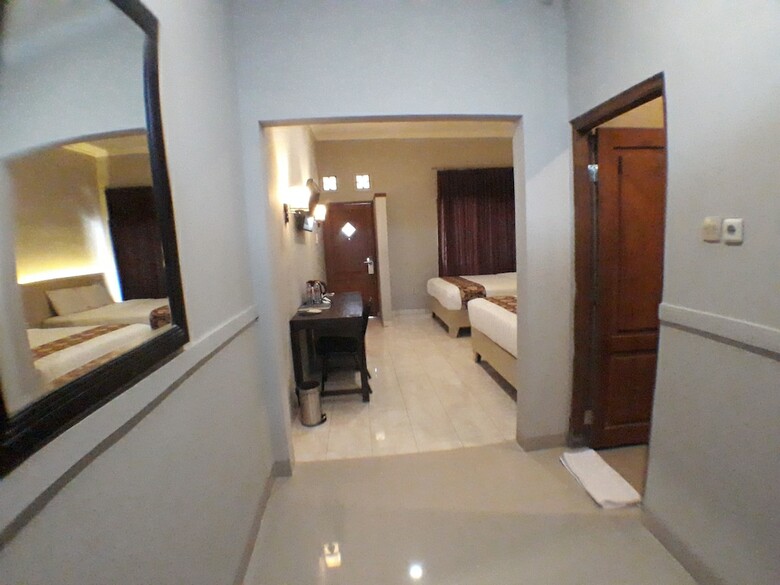 Hotel Front One Resort Wisma Aji Yogjakarta