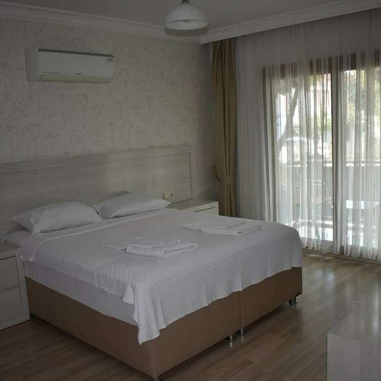 Yagmur Hotel