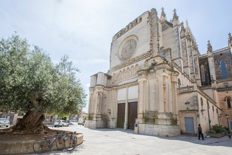 Villa Bandris Nou