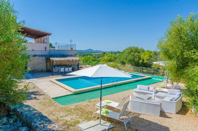 Villa Bandris Nou