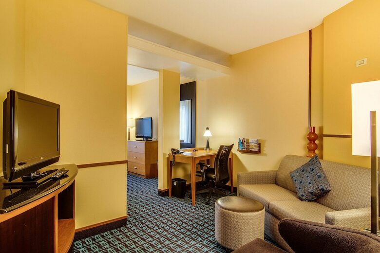Hotel Fairfield Inn And Suites By Marriott