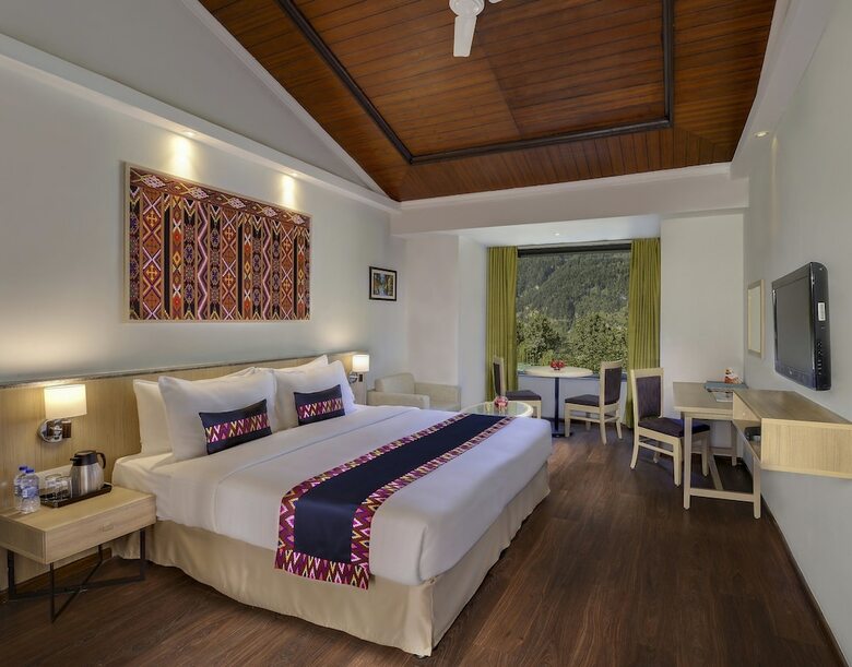 Hotel Sterling Manali