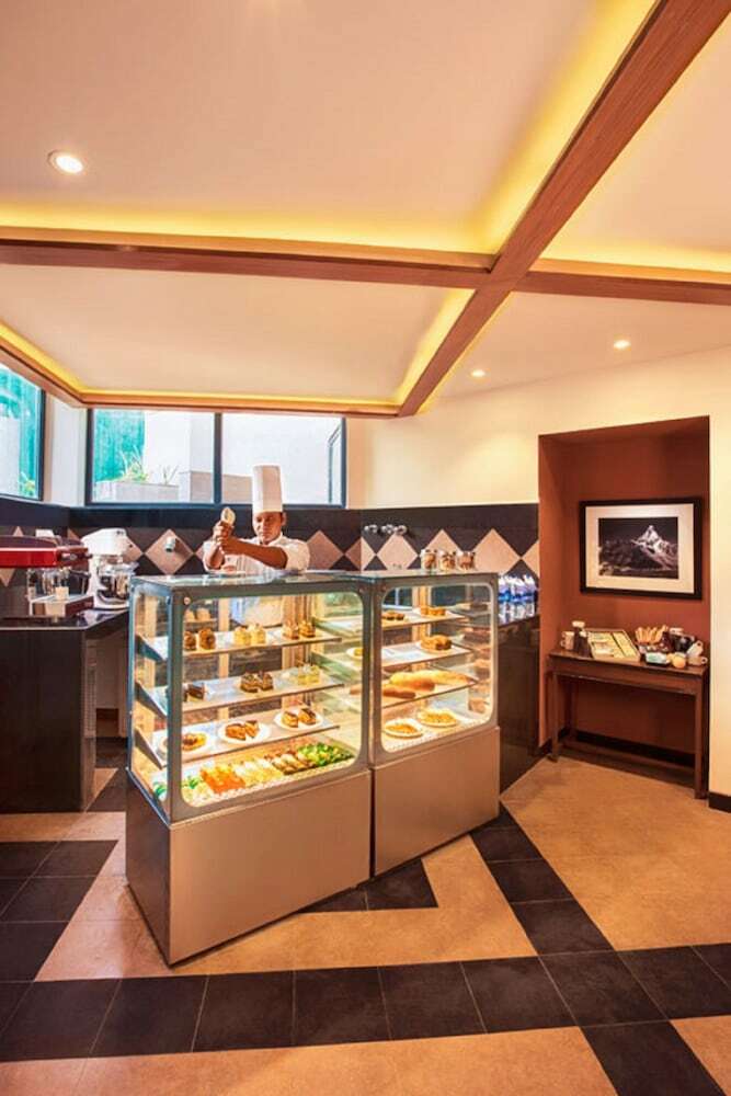 Hotel Sterling Manali