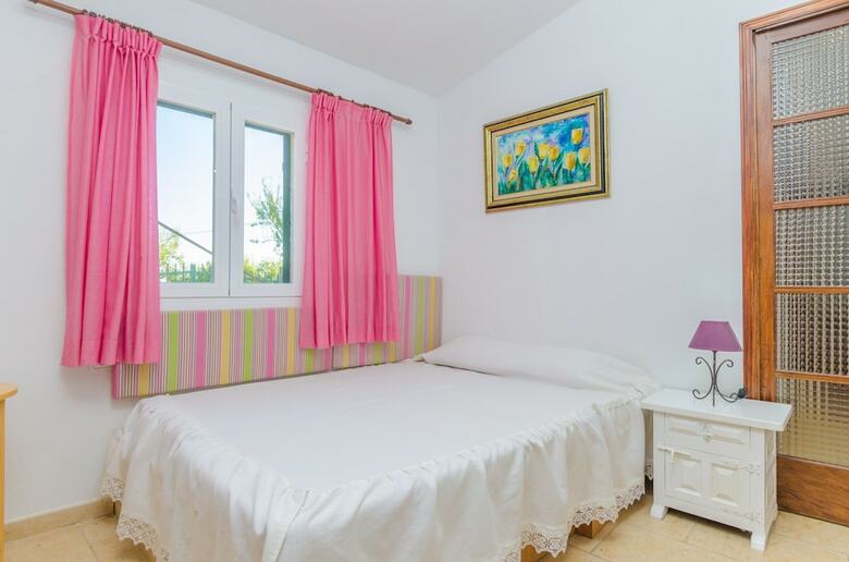 Villa Can Reure ( Can Par�s)