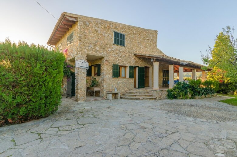 Villa Can Reure ( Can Par�s)