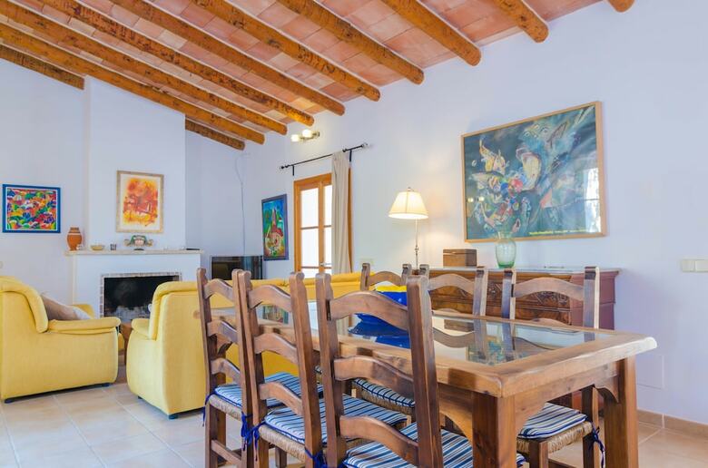 Villa Son Barbot (can Robi Nou)