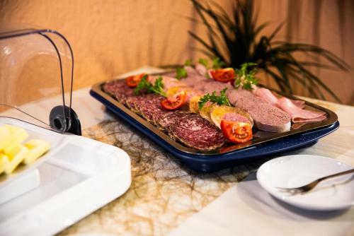 Hostal Gastst�tte Und Pension Zur Krone