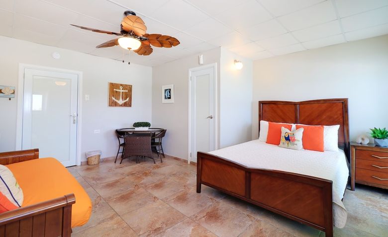 Hotel Rooms Boutique By Annie's