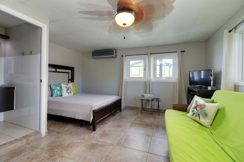 Hotel Rooms Boutique By Annie's